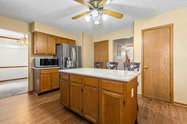 530 Tall Oaks Drive, Gahanna, OH 43230