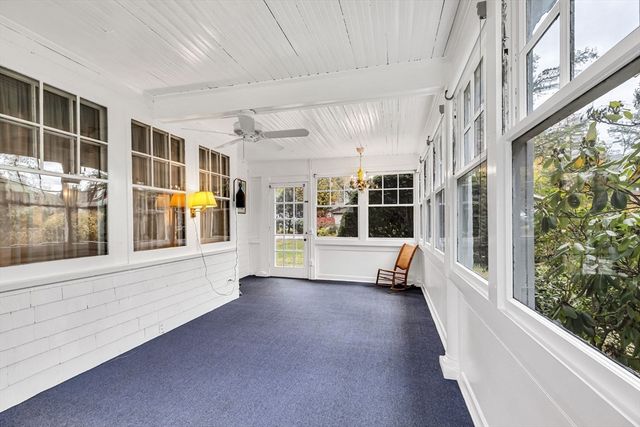 154 Madison Ave, Holyoke, MA 01040