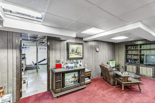 154 Madison Ave, Holyoke, MA 01040