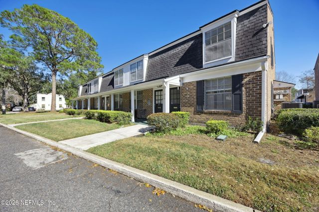 4358 TIMUQUANA Road 214, Jacksonville, FL 32210