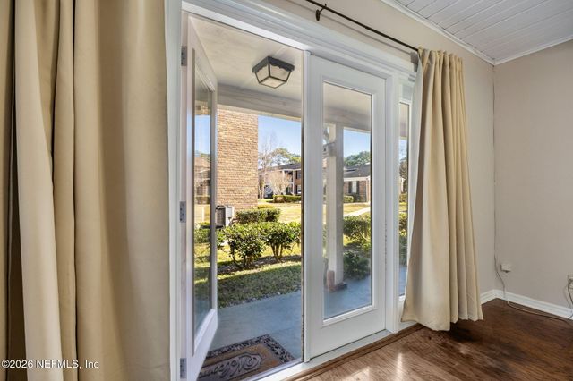 4358 TIMUQUANA Road 214, Jacksonville, FL 32210