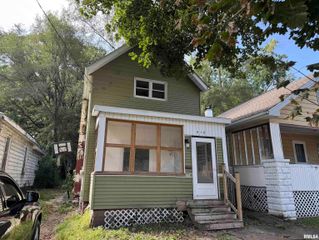 410 E THRUSH Avenue, Peoria, IL 61603