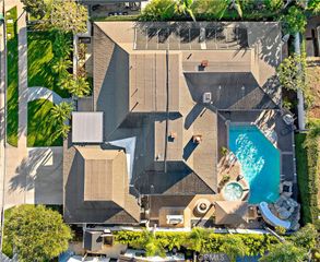 1423 Santiago Drive, Newport Beach, CA 92660