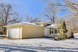 2N660 Valewood Road, West Chicago, IL 60185