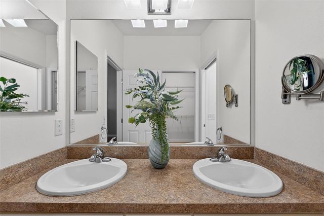 2584 BUTTONWOOD RUN, The Villages, FL 32162