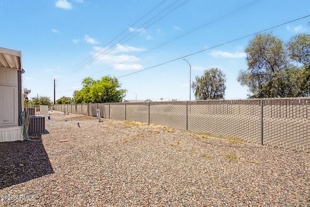 652 S Ellsworth Road 34, Mesa, AZ 85208