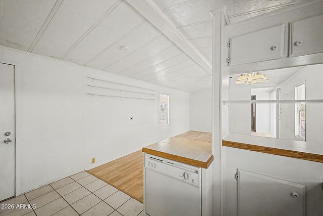 652 S Ellsworth Road 34, Mesa, AZ 85208