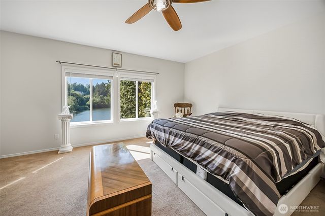 8479 E Caraway Road, Port Orchard, WA 98366
