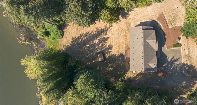 8479 E Caraway Road, Port Orchard, WA 98366