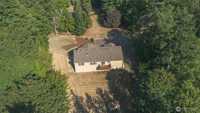 8479 E Caraway Road, Port Orchard, WA 98366