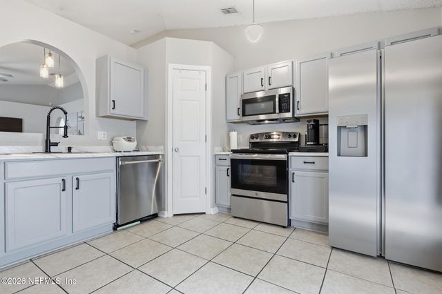 3374 TALISMAN Drive, Middleburg, FL 32068