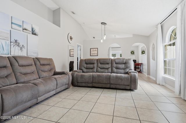 3374 TALISMAN Drive, Middleburg, FL 32068