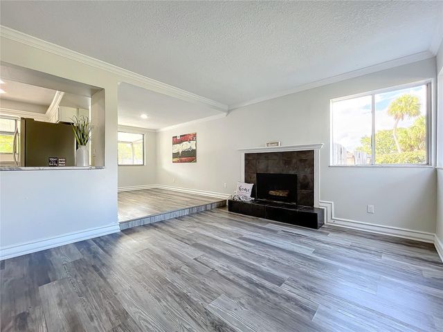 1040 WAVERLY DRIVE, Longwood, FL 32750