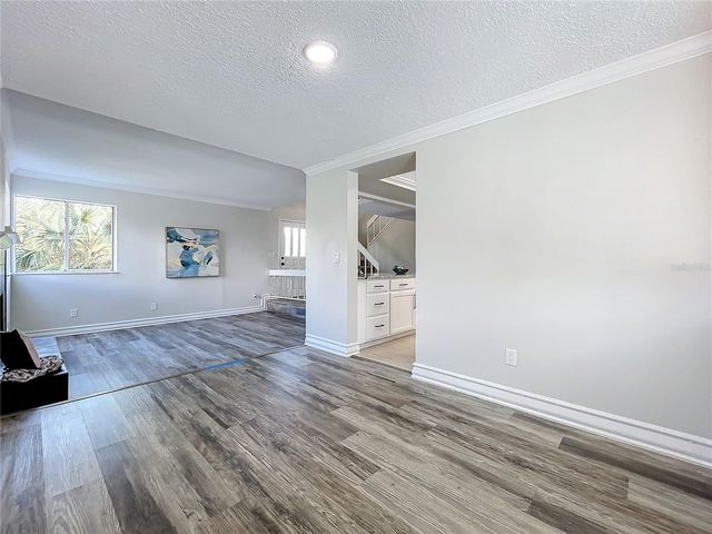 1040 WAVERLY DRIVE, Longwood, FL 32750