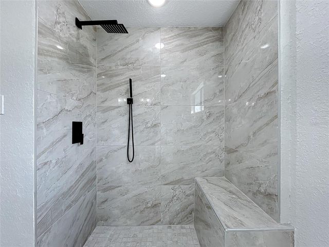 1040 WAVERLY DRIVE, Longwood, FL 32750