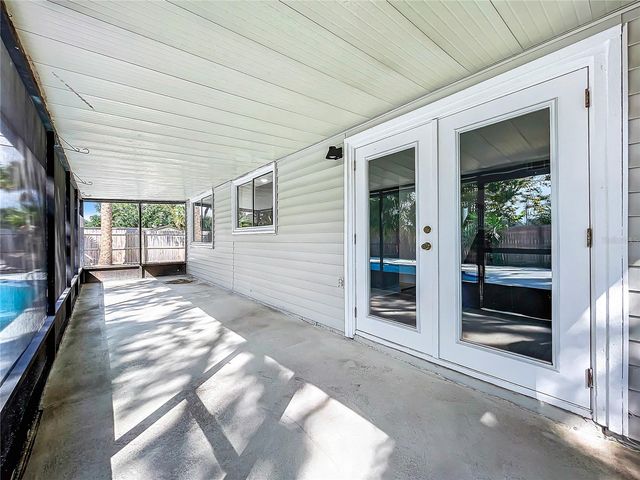 1040 WAVERLY DRIVE, Longwood, FL 32750