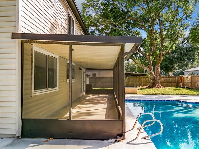 1040 WAVERLY DRIVE, Longwood, FL 32750