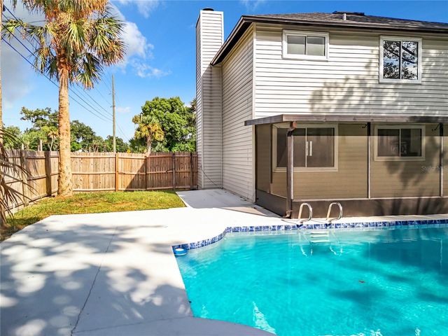 1040 WAVERLY DRIVE, Longwood, FL 32750