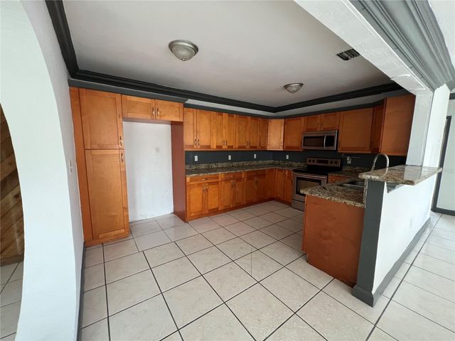 845 NW 130TH STREET, North Miami, FL 33168