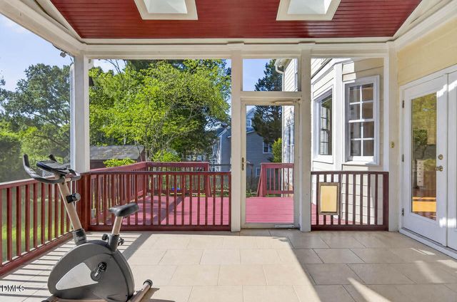 104 Callard Run, Chapel Hill, NC 27514