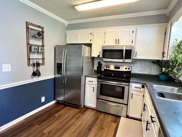 618 Coble Cir, Shelbyville, TN 37160