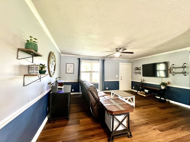 618 Coble Cir, Shelbyville, TN 37160