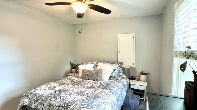 618 Coble Cir, Shelbyville, TN 37160
