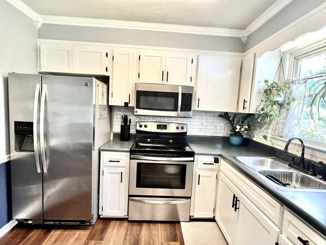 618 Coble Cir, Shelbyville, TN 37160