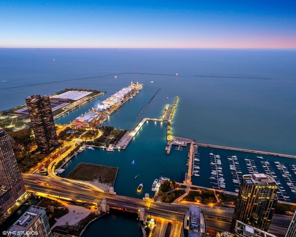 363 E Wacker Drive 9101, Chicago, IL 60601