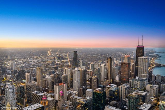 363 E Wacker Drive 9101, Chicago, IL 60601