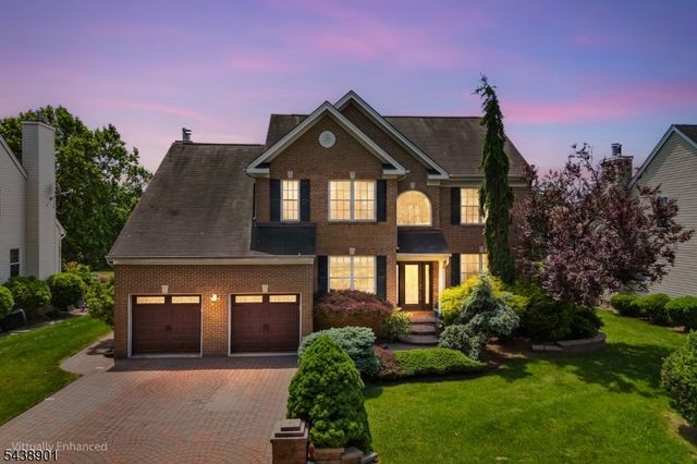 5 Woodfield Ct, Franklin Twp., NJ 08540