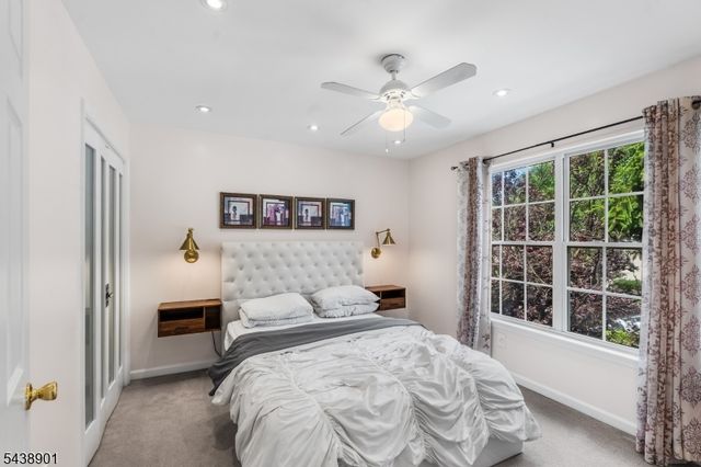 5 Woodfield Ct, Franklin Twp., NJ 08540