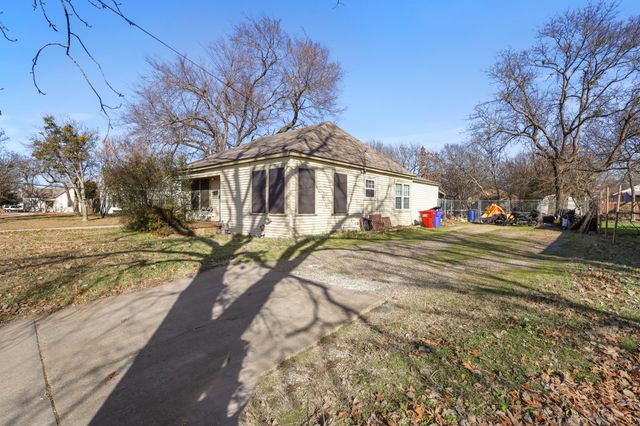316 N Washington Street, Farmersville, TX 75442