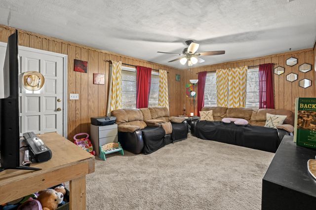 316 N Washington Street, Farmersville, TX 75442