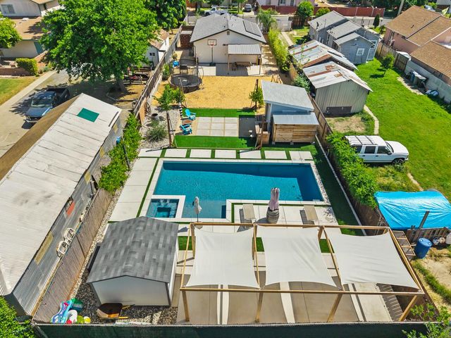 5060 Mendocino Blvd, Sacramento, CA 95820