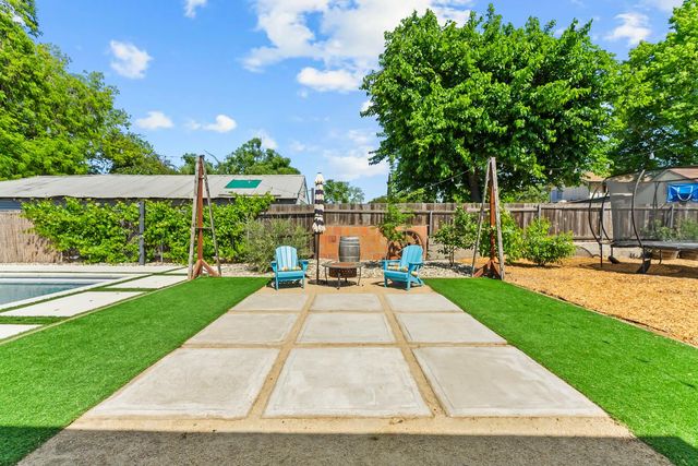 5060 Mendocino Blvd, Sacramento, CA 95820