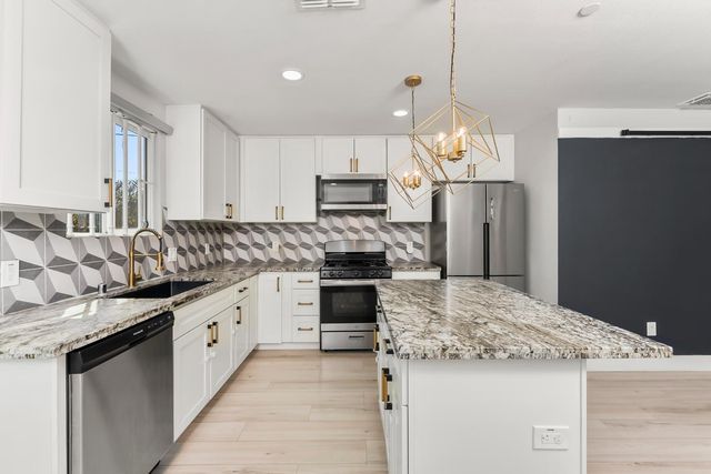 5060 Mendocino Blvd, Sacramento, CA 95820