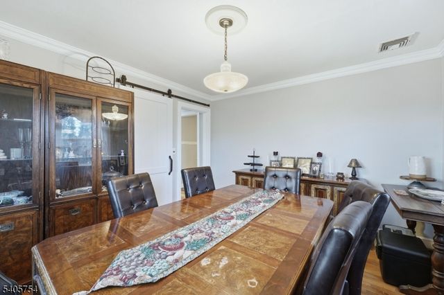 1666 Hamburg Tpke, Wayne Twp., NJ 07470