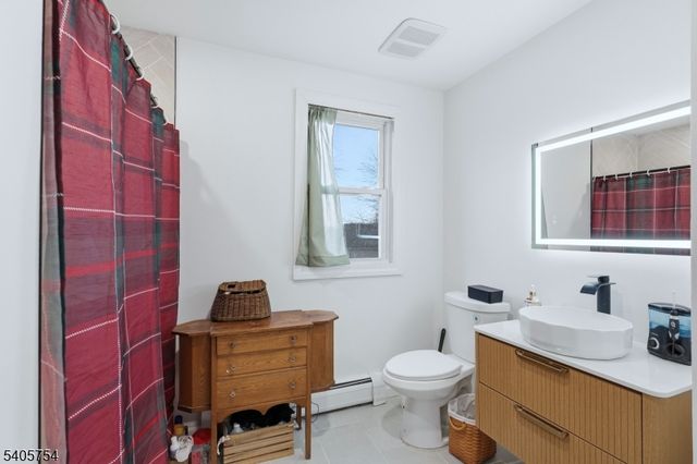 1666 Hamburg Tpke, Wayne Twp., NJ 07470