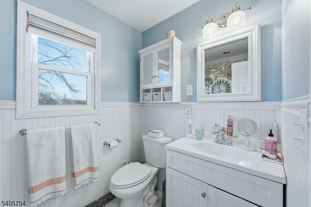 1666 Hamburg Tpke, Wayne Twp., NJ 07470