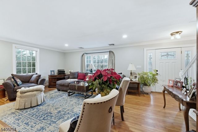 1666 Hamburg Tpke, Wayne Twp., NJ 07470