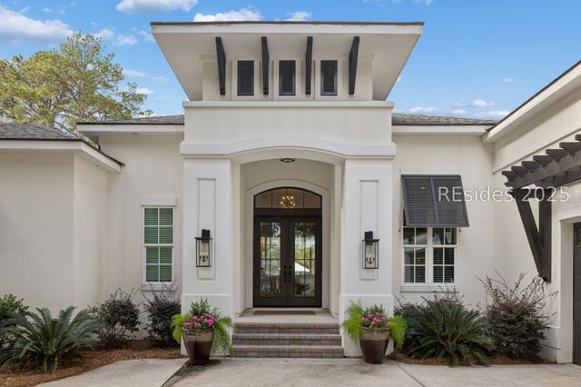 7 Spring Hill Ct, Bluffton, SC 29910