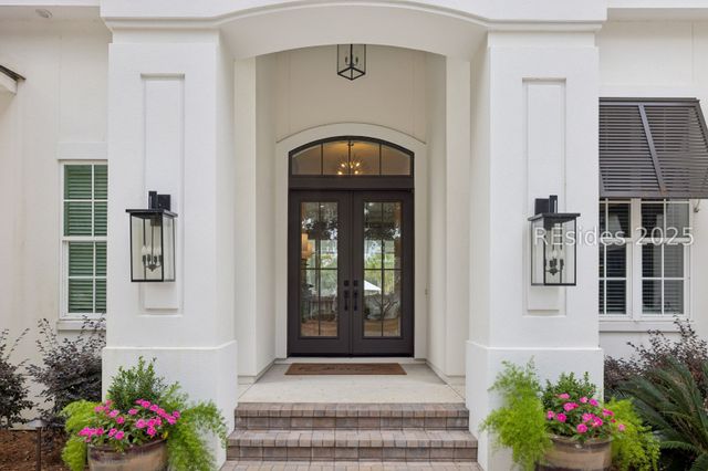 7 Spring Hill Ct, Bluffton, SC 29910