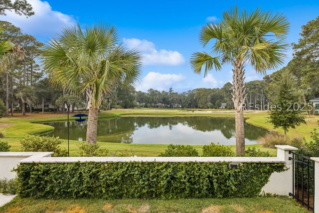 7 Spring Hill Ct, Bluffton, SC 29910