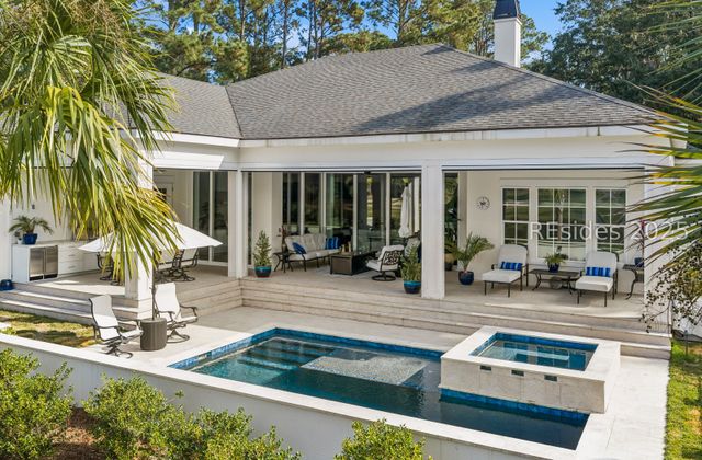 7 Spring Hill Ct, Bluffton, SC 29910