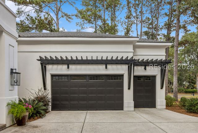 7 Spring Hill Ct, Bluffton, SC 29910