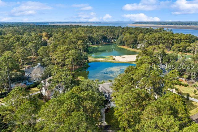 7 Spring Hill Ct, Bluffton, SC 29910