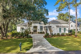 7 Spring Hill Ct, Bluffton, SC 29910