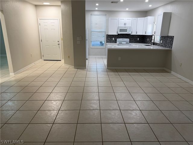 4281 22nd AVE SW 80, Naples, FL 34116