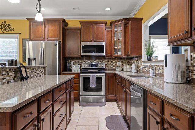 8587 Kennerly Court, Ooltewah, TN 37363